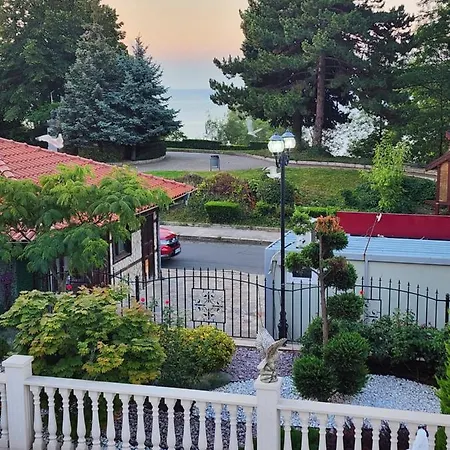 Valencia Gardens Lux 4 Per. Apartment Nesebar