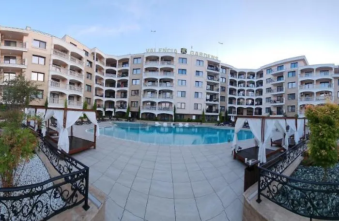 Valencia Gardens Lux 4 Per. Apartament